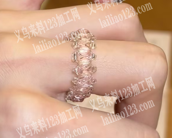 手工串珠编织的戒指订单，如图，寻找成品，