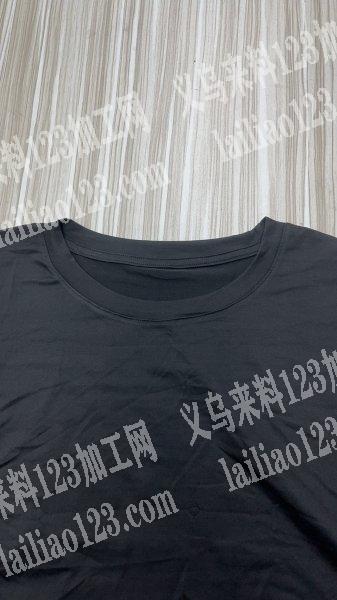 《常年有T恤服装订单》寻长期包工包料的T恤工厂