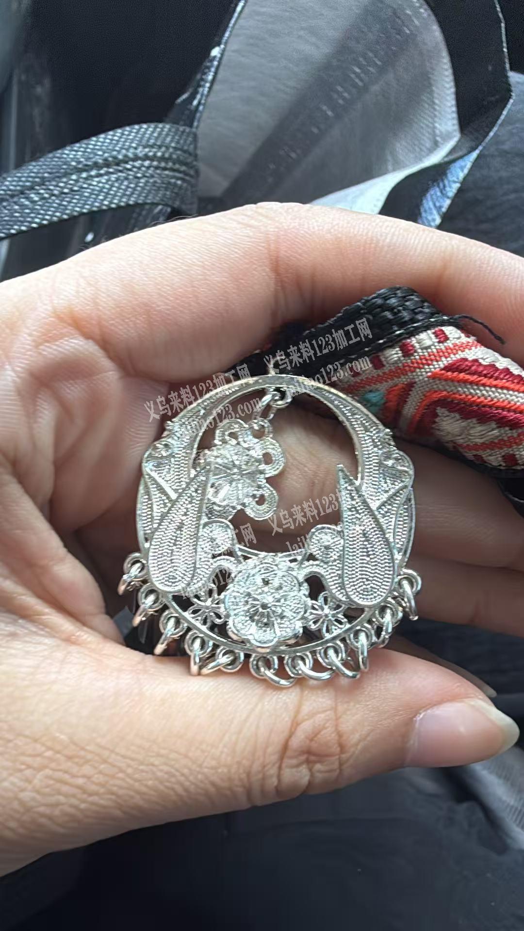 这个锌合金的配件找一下，直接有订单，有的