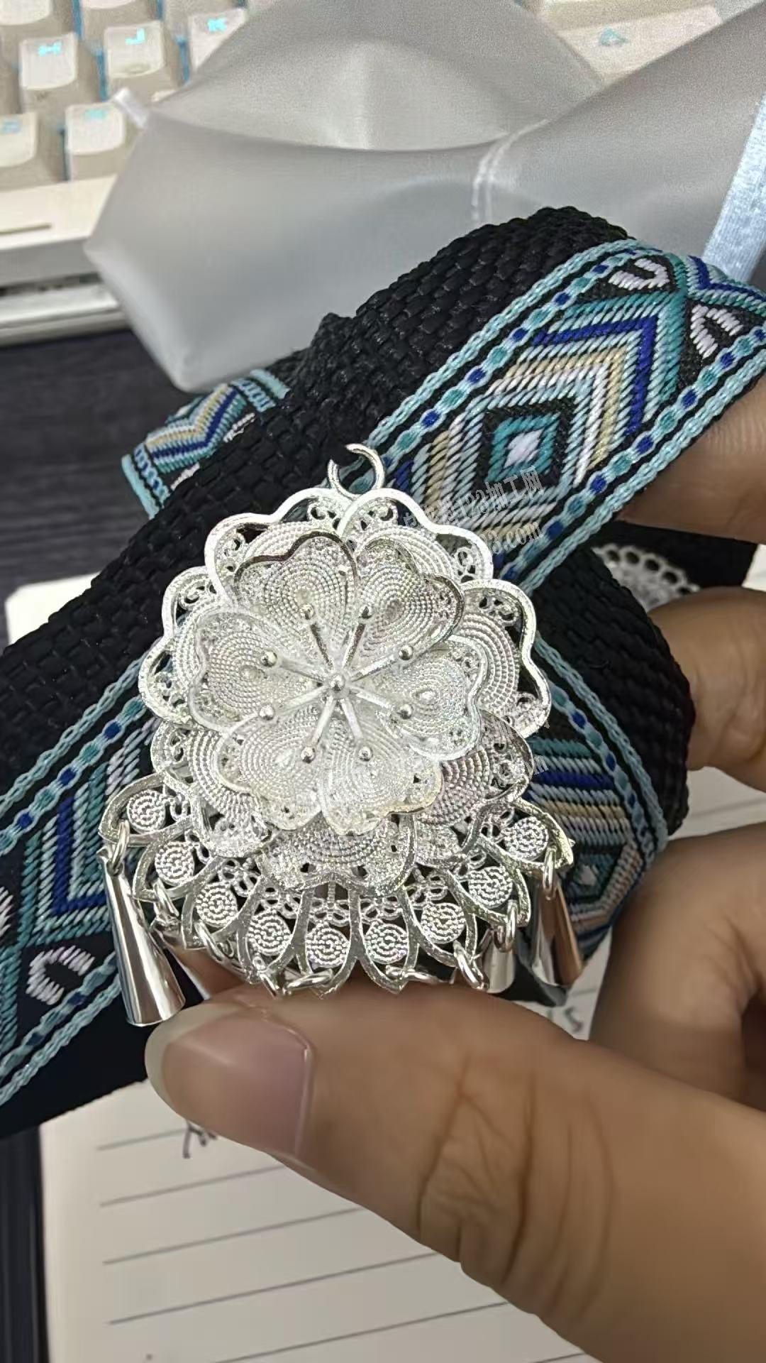 这个锌合金的配件找一下，直接有订单，有的