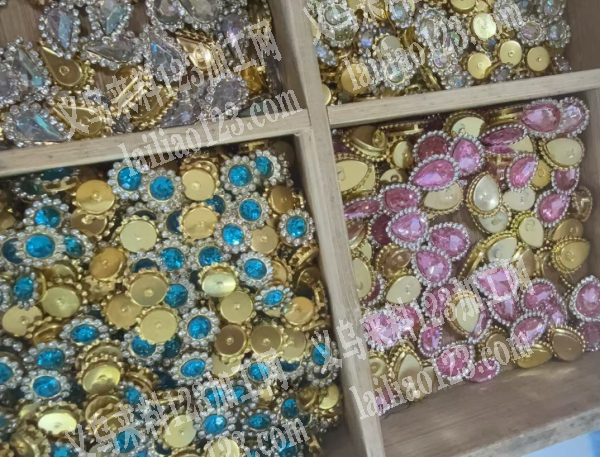 【大量手工活外发】粘胶的手工活外发，粘钻