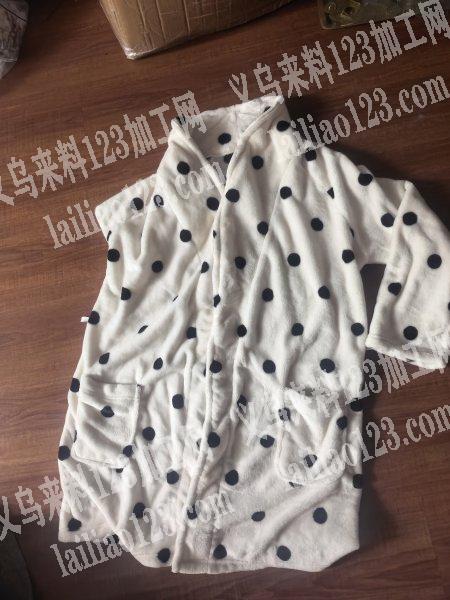 浴袍外发，可以马上线的工厂联系