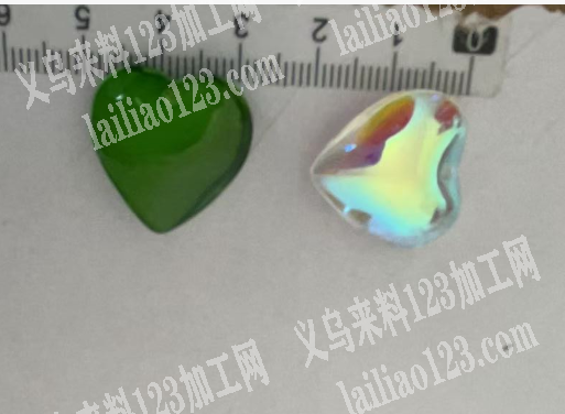 采购如图爱心桃珠子/钻，如图配件，寻找供
