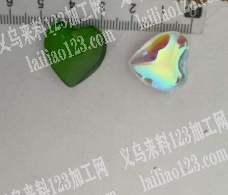 采购如图爱心桃的钻/配件，寻找供应商，微