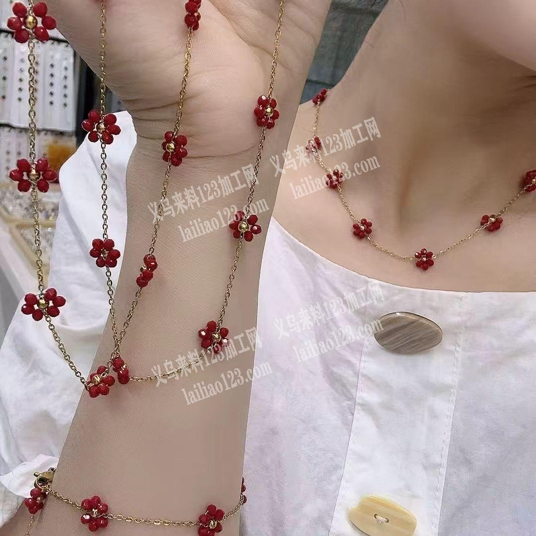【发外地】穿珠子编织小花项链的手工活+包
