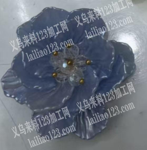 花朵手工活外发加工，如图，穿配件+编织次