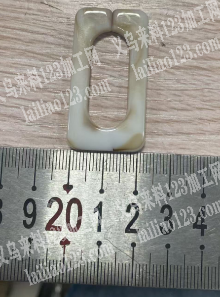 双色亚克力配件订单，如图，寻找注塑的源头