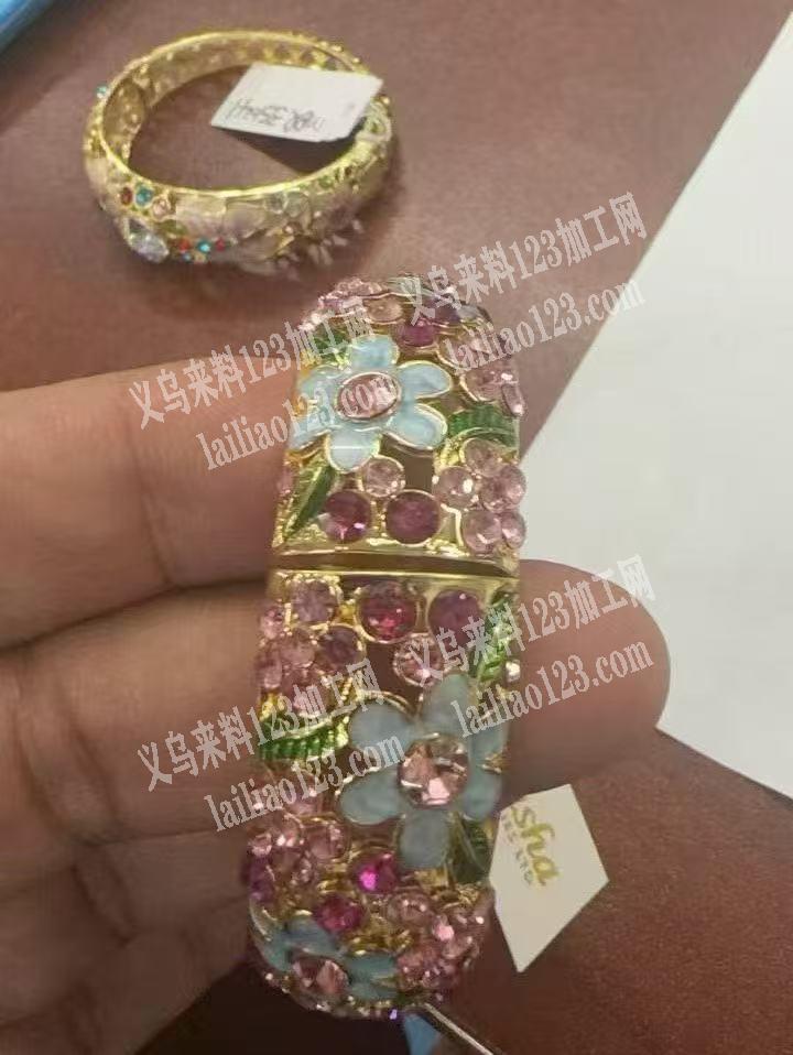 公司如图3款手镯订单，寻找专业做这个手镯