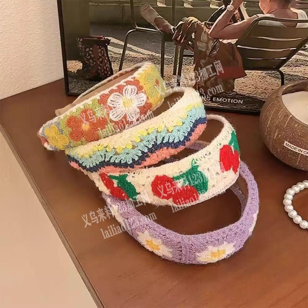 大量钩针编织的发箍订单。如图。成品订单，