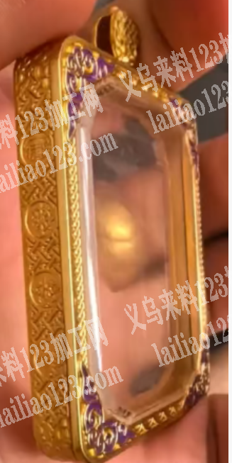 有没有专业做找小型精雕机CNC饰品亚克力