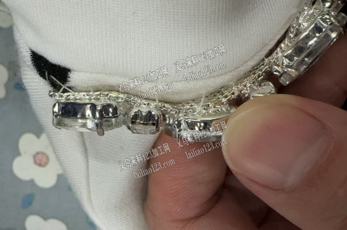 服装钻链，项链辅料成品订单，如图项链服装