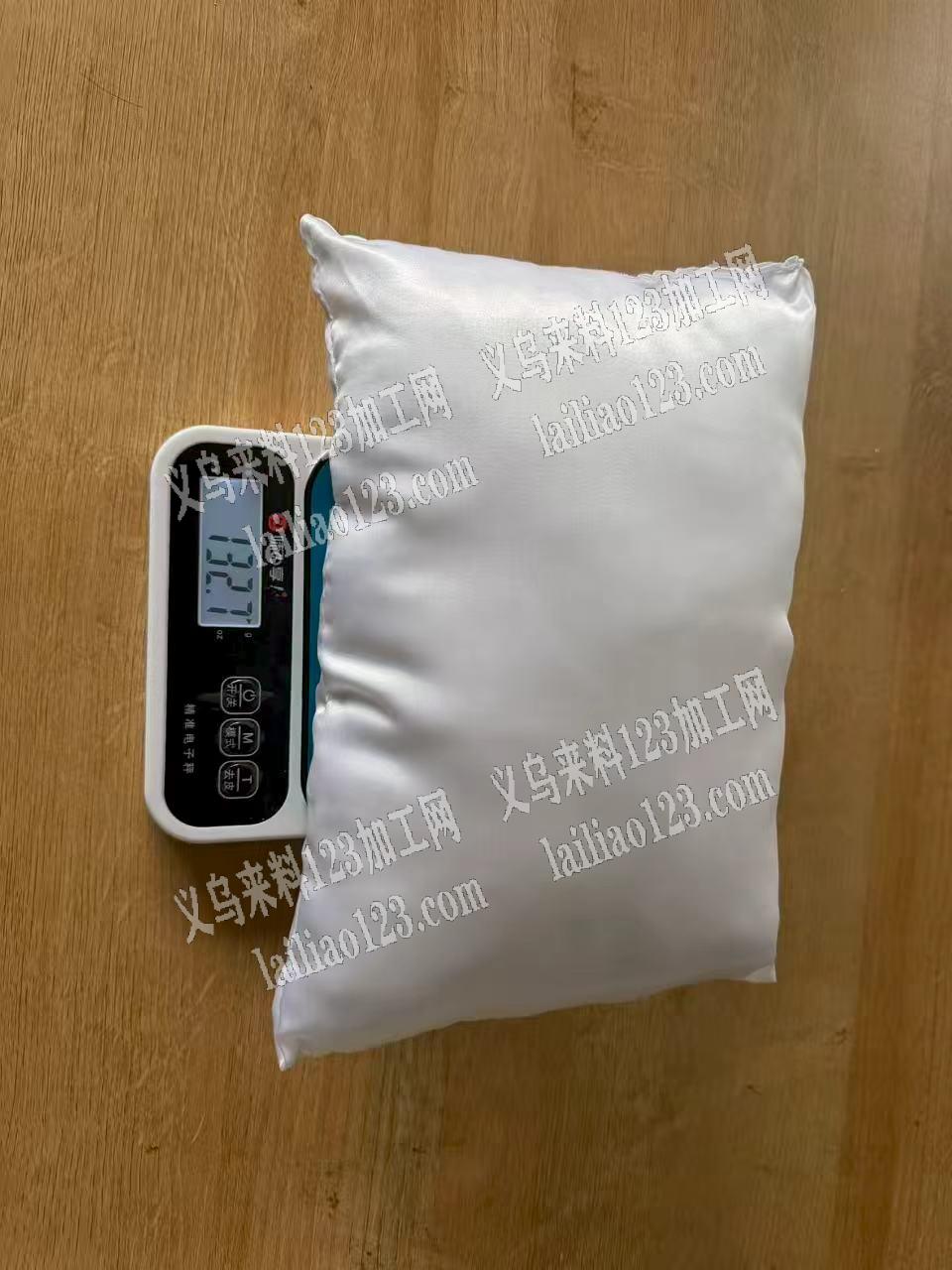 【车缝内胆外发加工】，羽丝棉护腰枕，如图