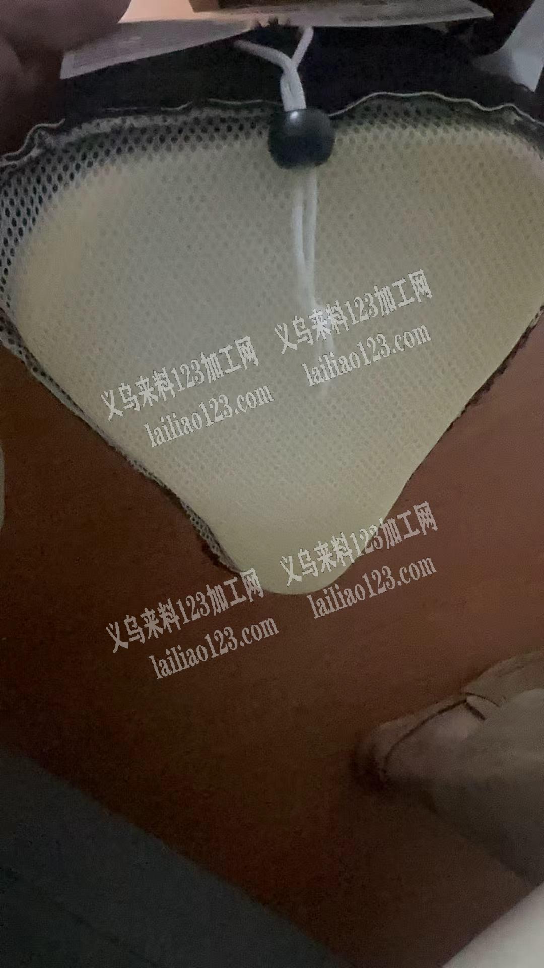 公司自行车座垫套42000个，外发加工，