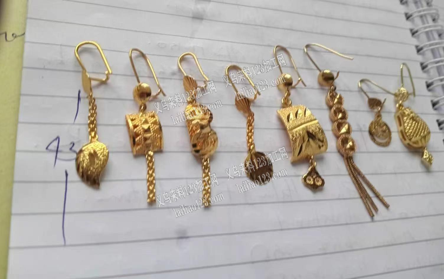 大量耳环订单【铜耳环】，如图，一万对每一