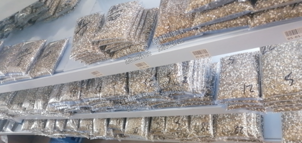 【库存处理】，，大量饰品耗材水钻处理，