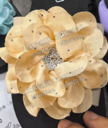 布艺网纱花头花朵订单，如图，寻找成品工厂