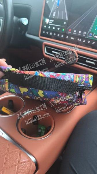 公司10万如图包包外发加工，寻找箱包工厂