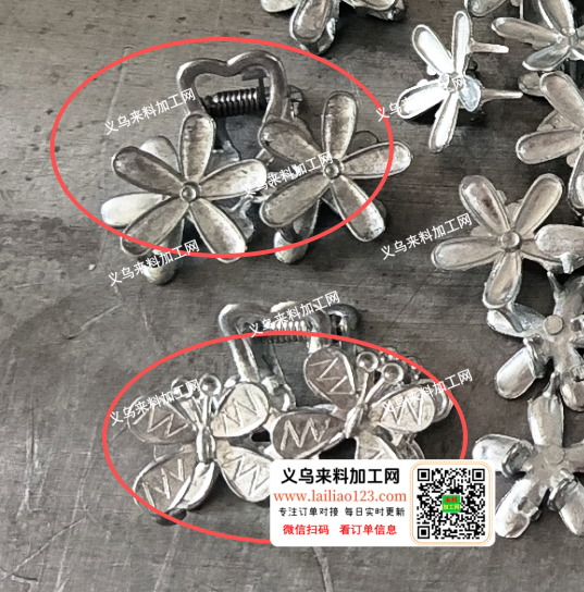 《手工活外发》小抓夹上弹簧的手工活外发。