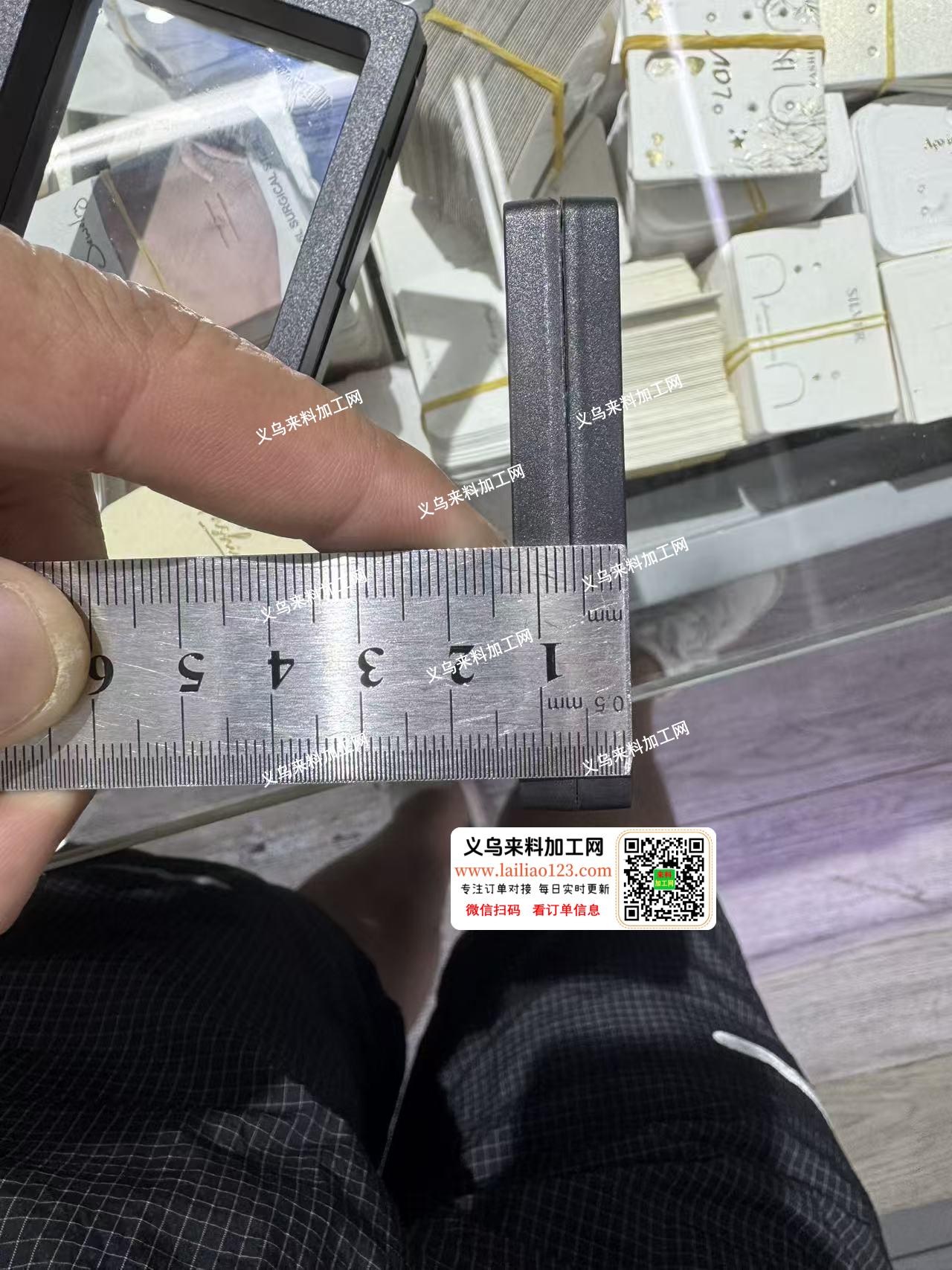 大量盒子订单，如图，悬浮盒订单，如图，寻