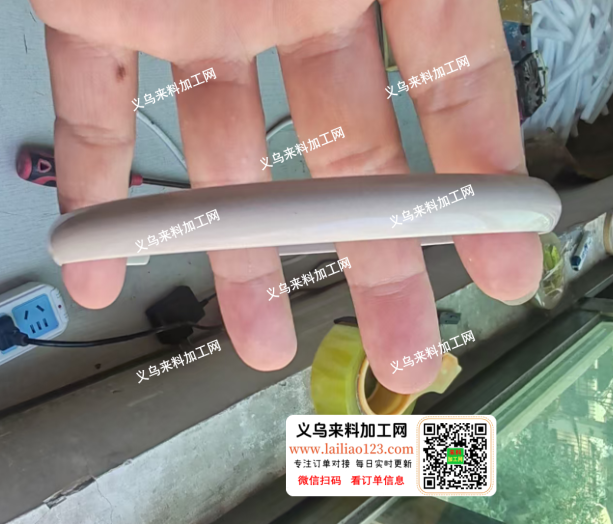 老板委托寻找：10几万发箍订单，如图，寻